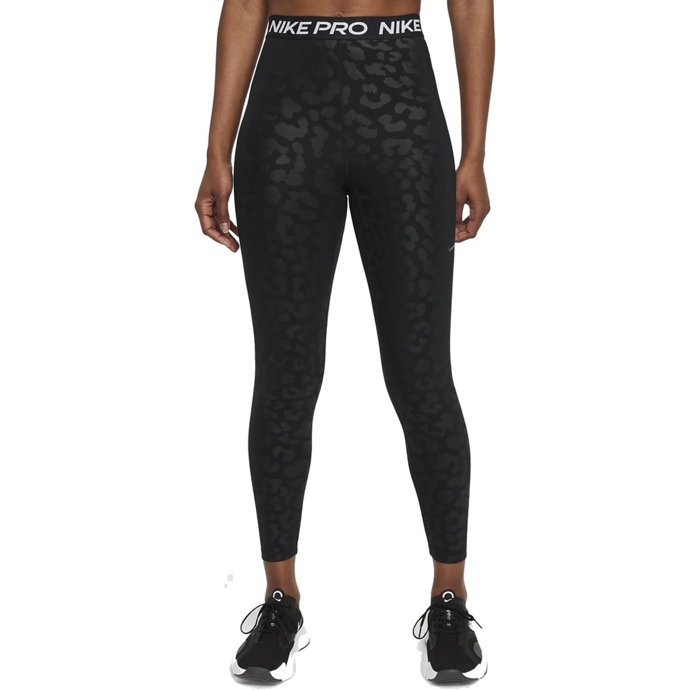 Nike Pro 7/8 Tights/Leggings in Black